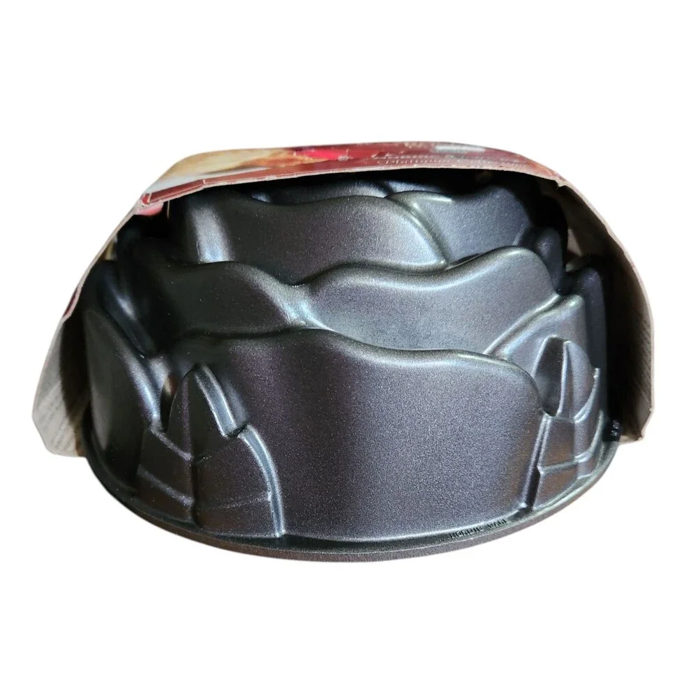 NEW Nordic Ware Platinum Collection 10 cup Rose Bundt Pan Heavy Cast Aluminum